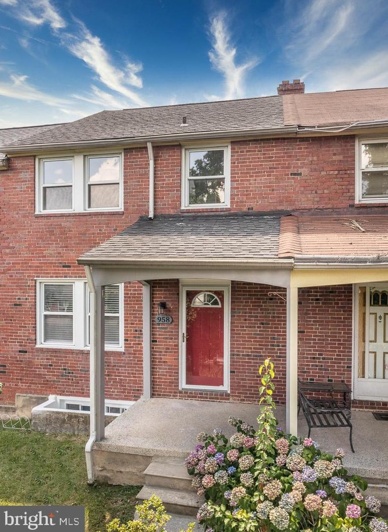 958 Hill Rd, Baltimore MD  21218-1341 exterior