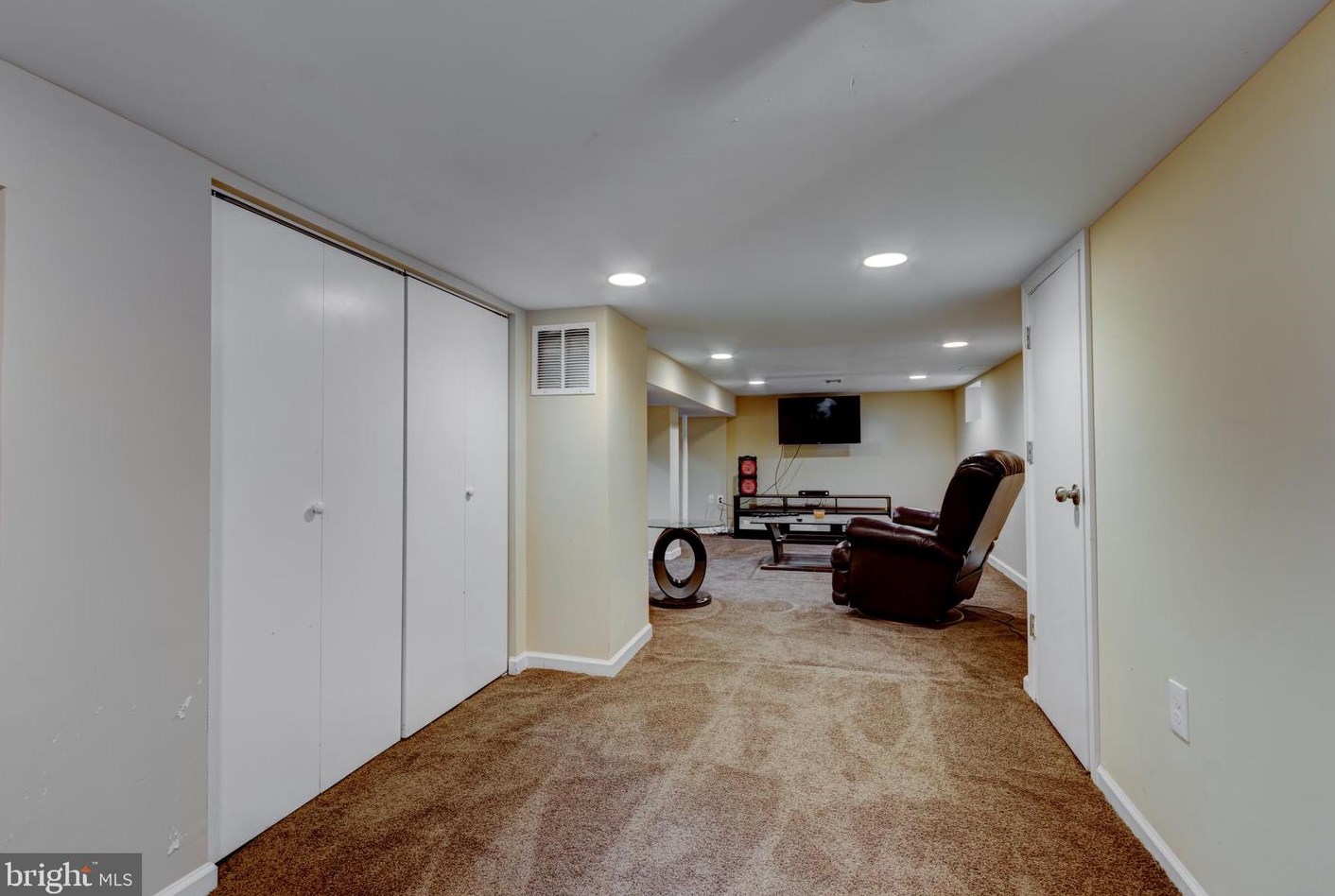 2603 Hamilton Ave, Baltimore MD  21214-1910 exterior