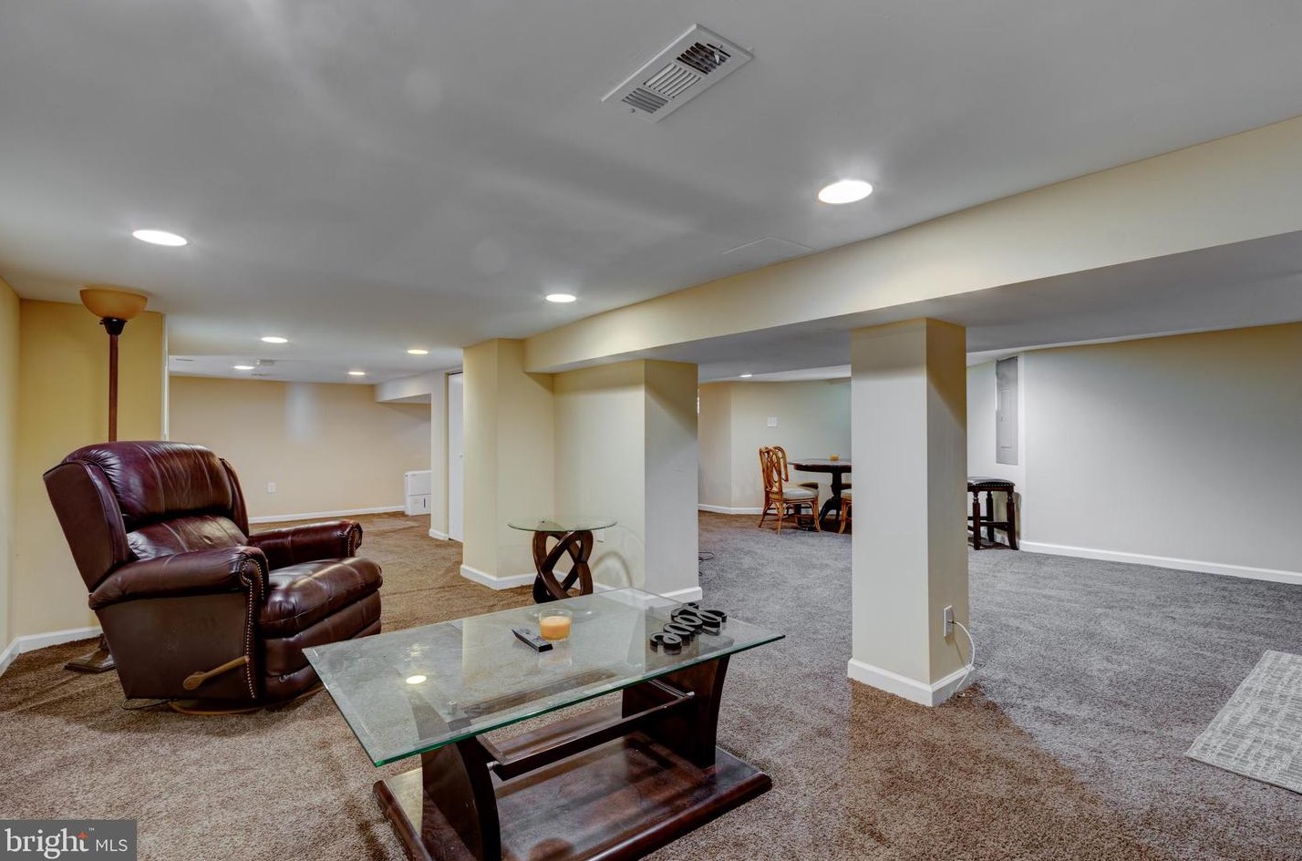 2603 Hamilton Ave, Baltimore MD  21214-1910 exterior