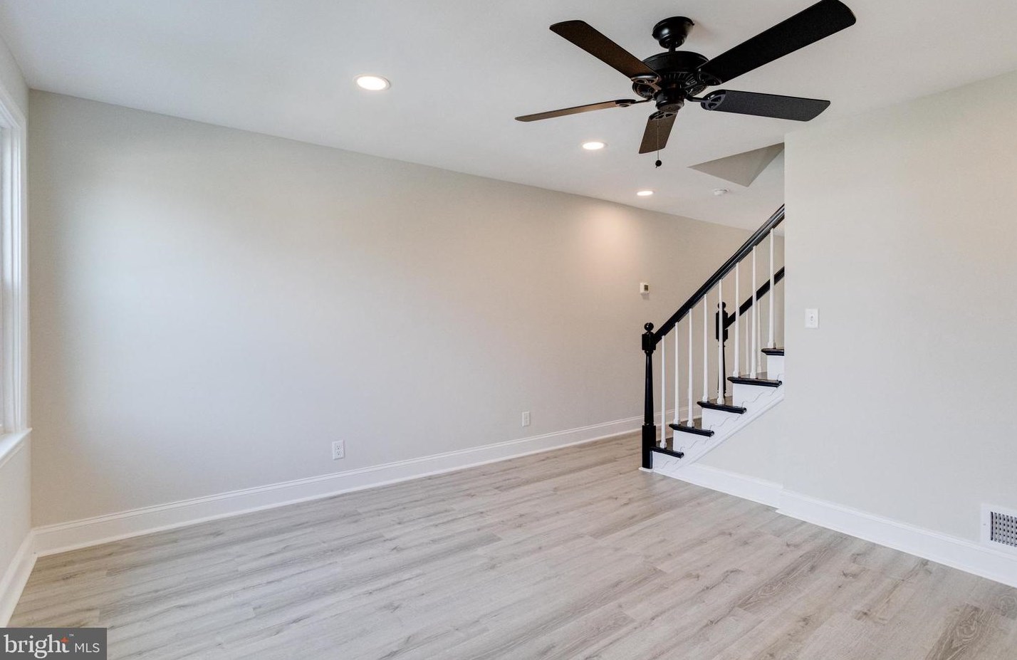 3575 Dudley Ave, Baltimore MD  21213-1814 exterior