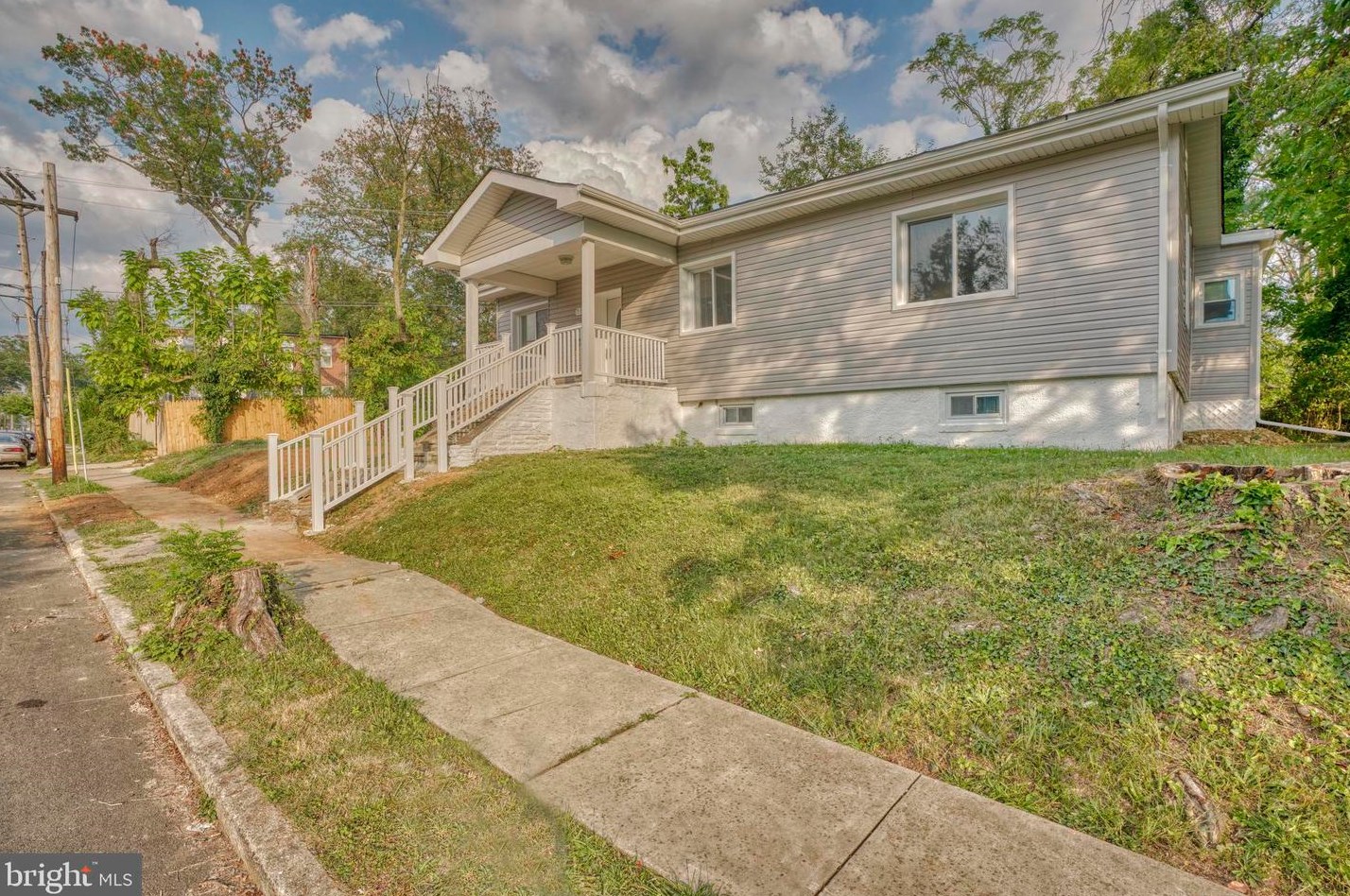 3901 Woodhaven Ave, Baltimore MD  21216-1523 exterior