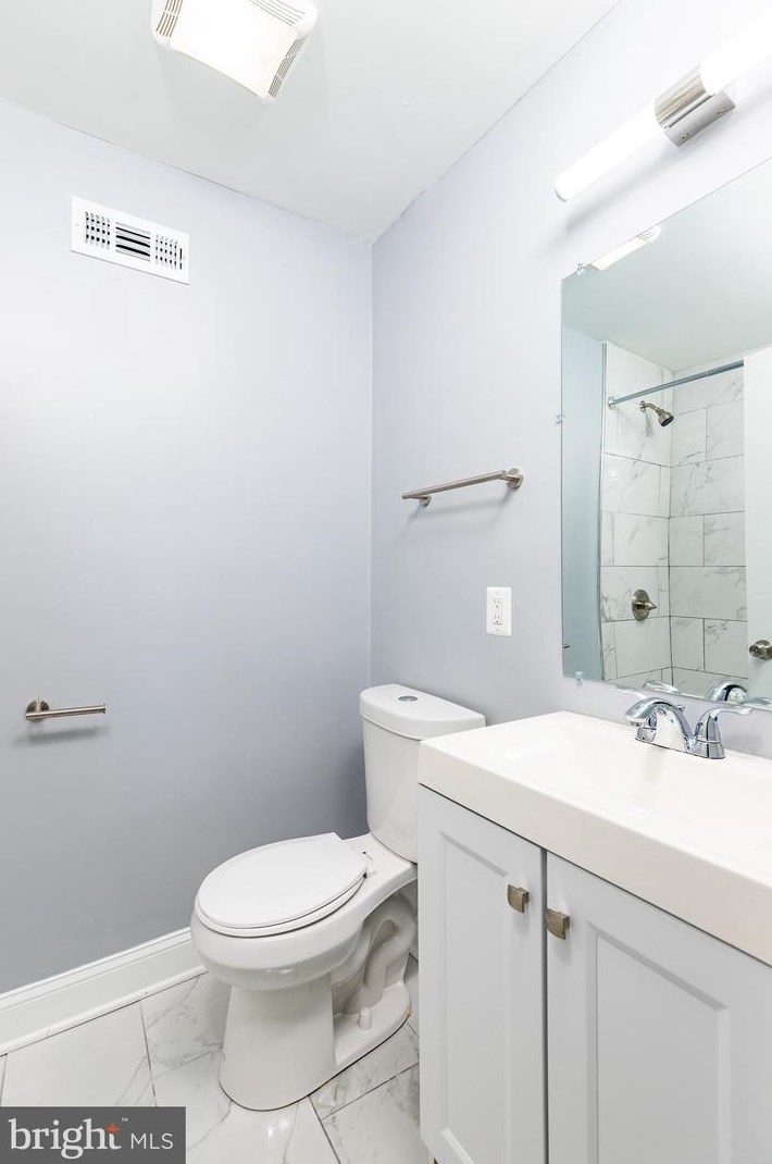 2428 Keyworth Ave, Baltimore MD  21215-7633 exterior