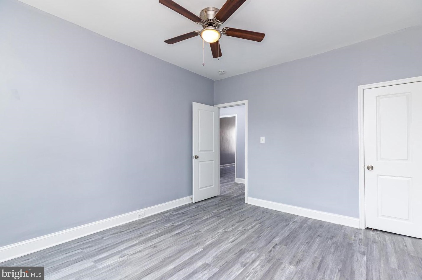 2428 Keyworth Ave, Baltimore MD  21215-7633 exterior