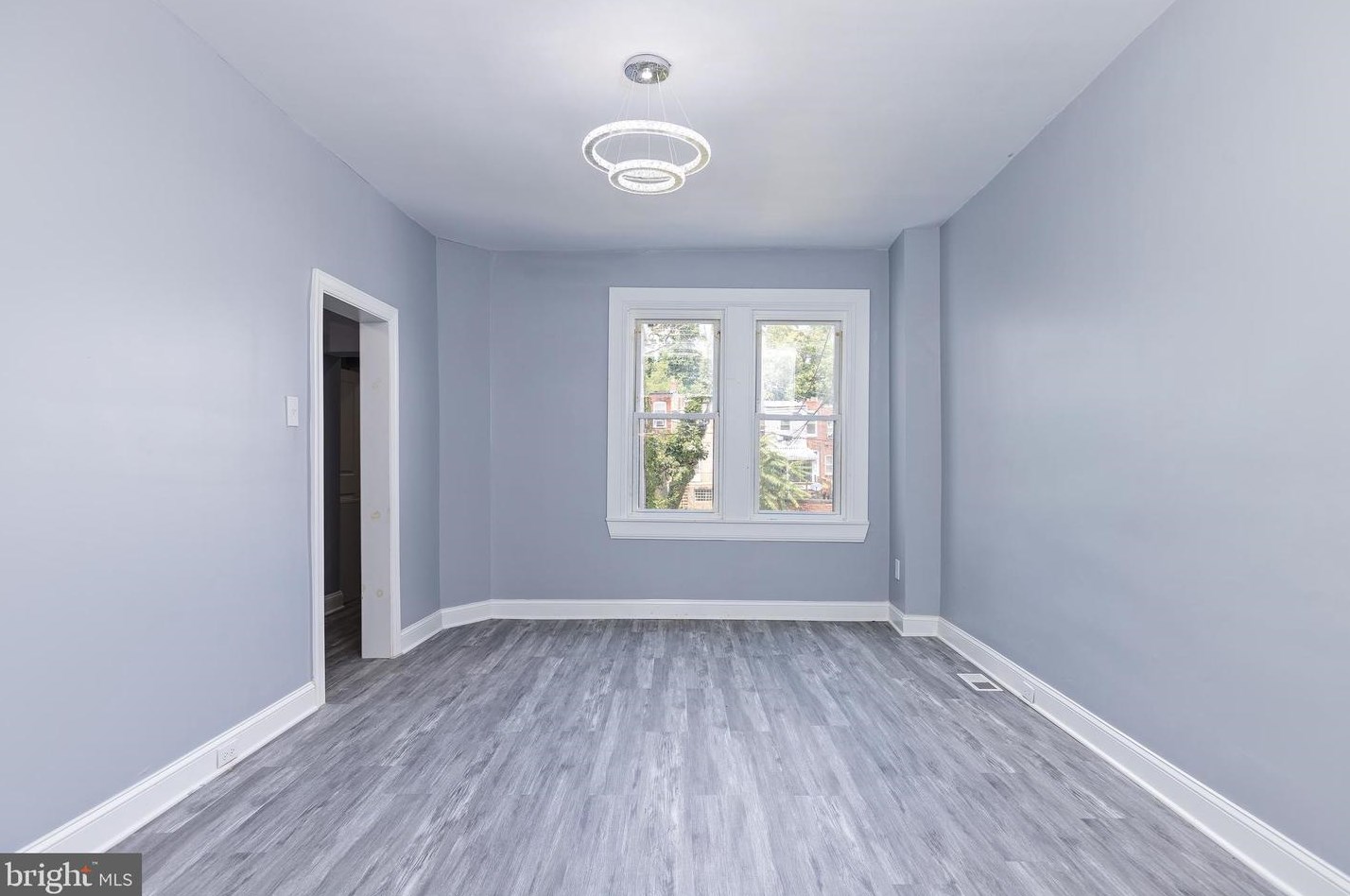 2428 Keyworth Ave, Baltimore MD  21215-7633 exterior
