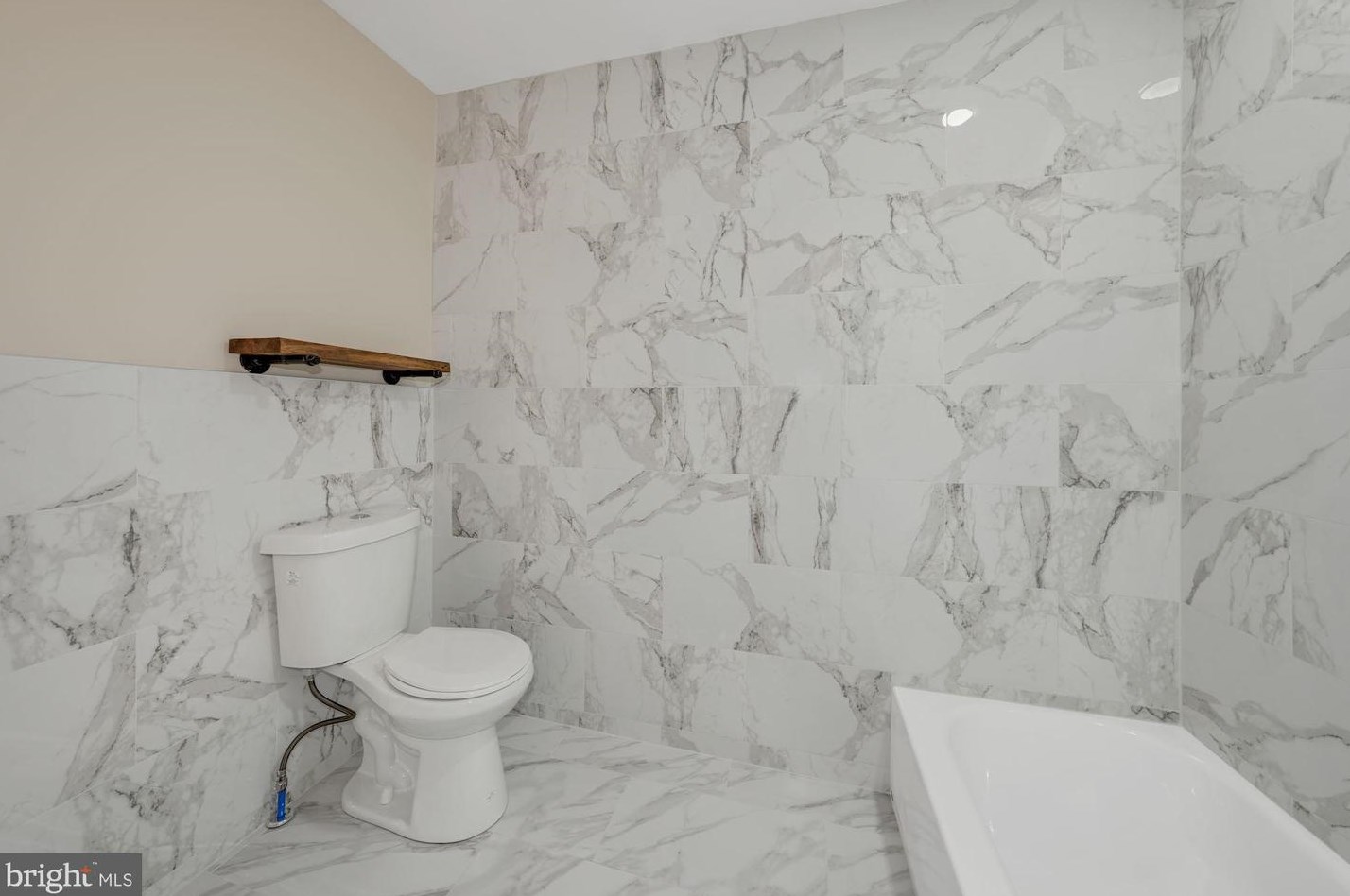 3623 Roland Ave, Baltimore MD  21211-2408 exterior