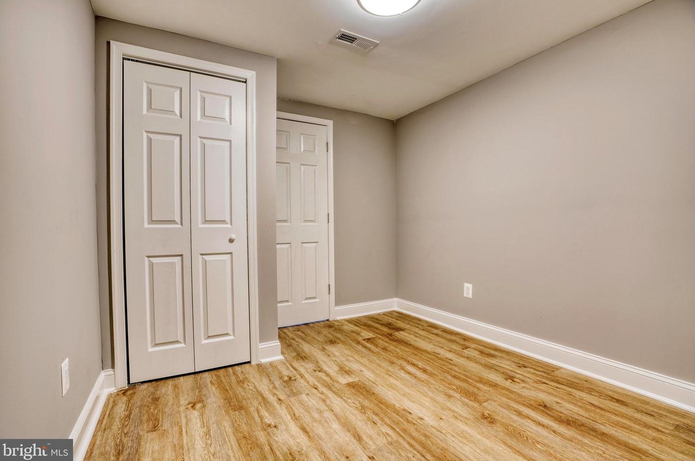 712 Madeira St, Baltimore MD  21205-2402 exterior