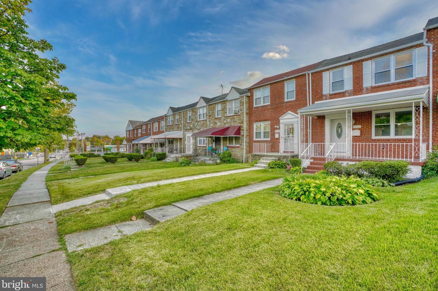 3637 Dolfield Ave, Baltimore MD  21215-6127 exterior