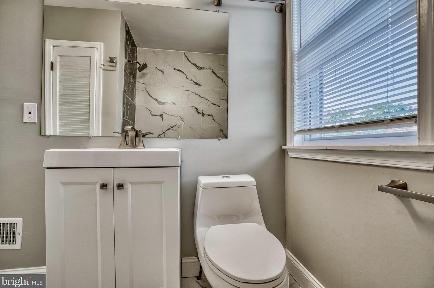 3637 Dolfield Ave, Baltimore MD  21215-6127 exterior