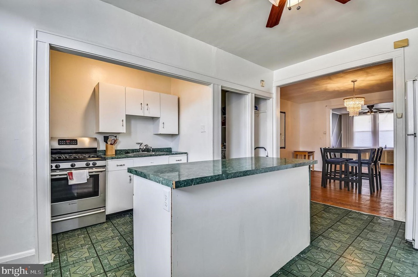 2807 Brendan Ave, Baltimore MD  21213-1213 exterior