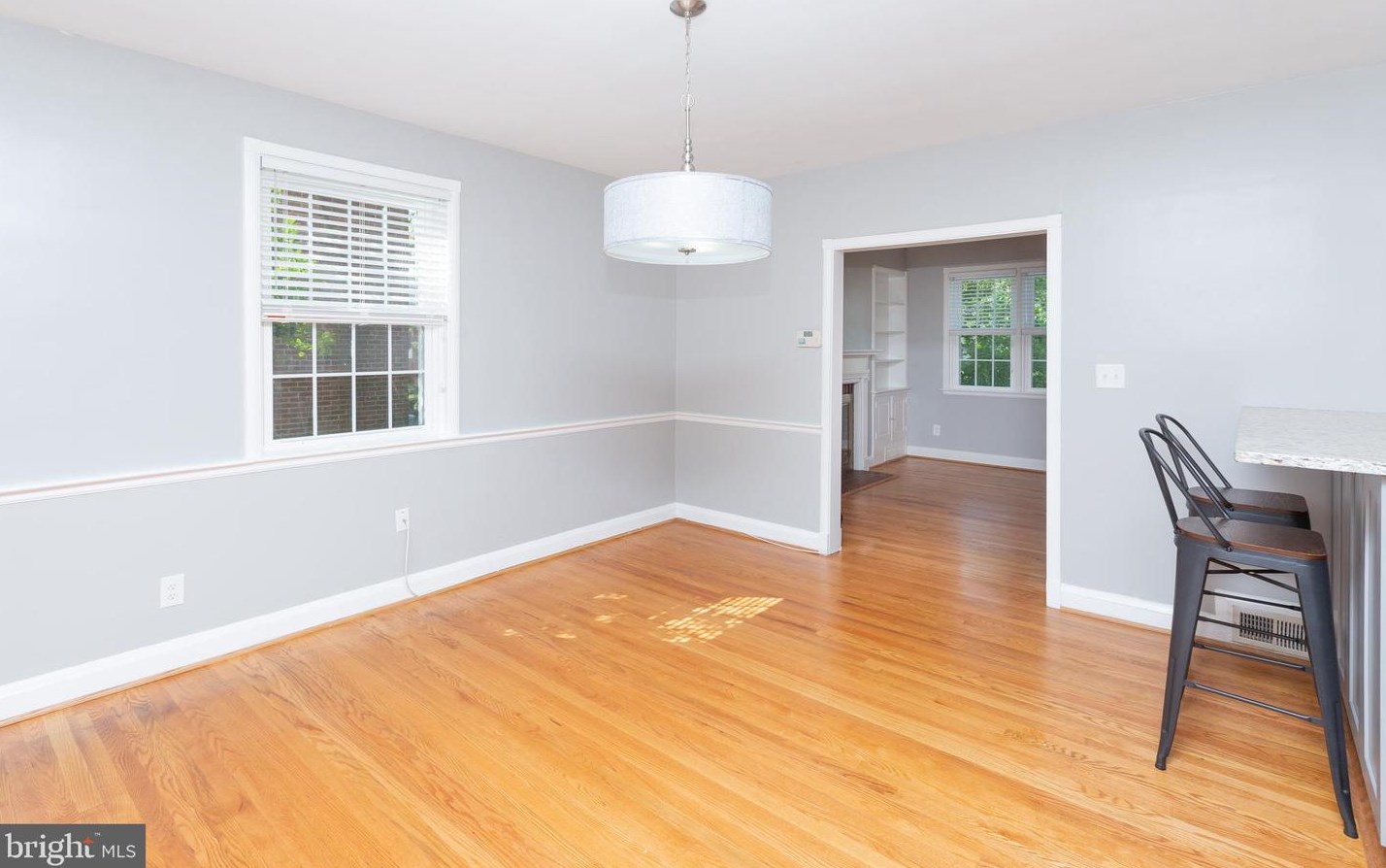 4023 Deepwood Rd, Baltimore MD  21218-1404 exterior