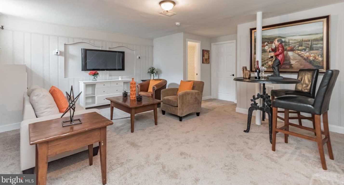 2526 Park Heights Ter, Baltimore MD  21215-7005 exterior