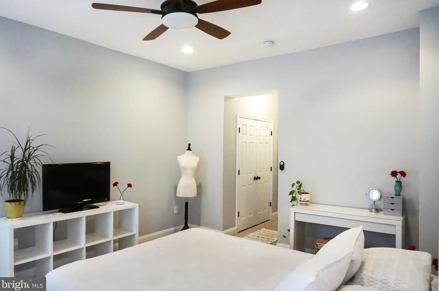 225 Linwood Ave, Baltimore MD  21224-1213 exterior