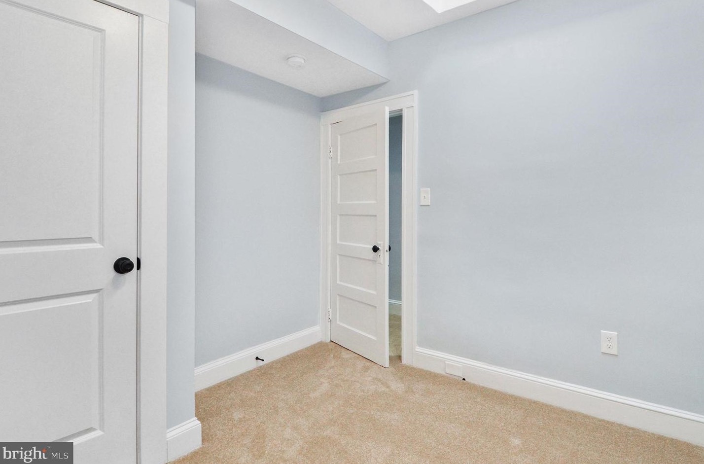 256 Monastery Ave, Baltimore MD  21229-3637 exterior