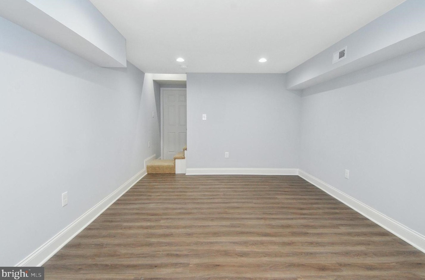 256 Monastery Ave, Baltimore MD  21229-3637 exterior