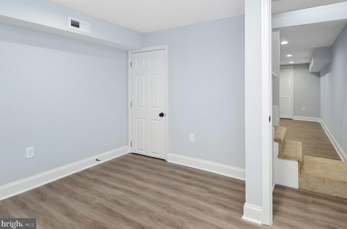 256 Monastery Ave, Baltimore MD  21229-3637 exterior