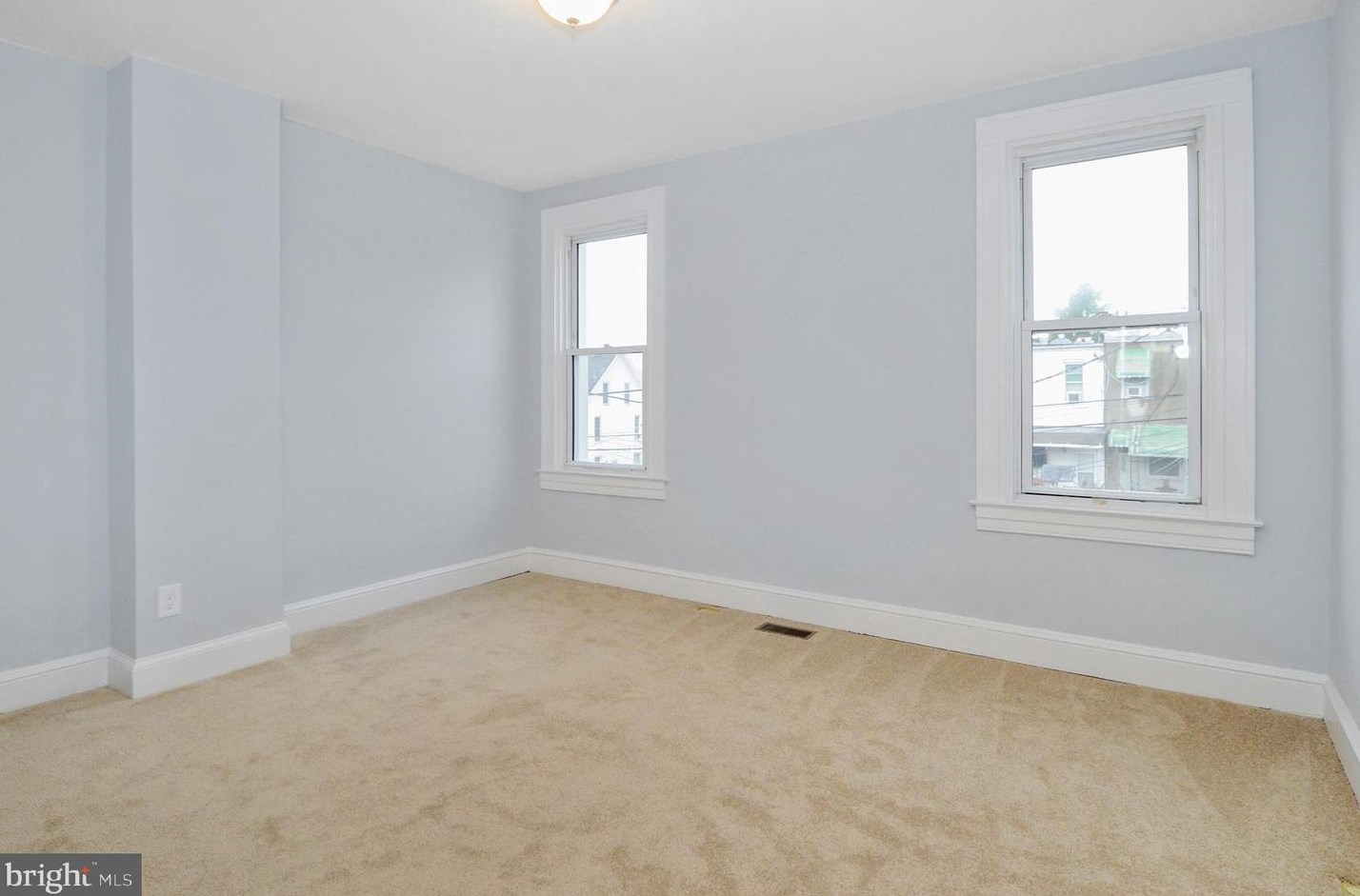 256 Monastery Ave, Baltimore MD  21229-3637 exterior