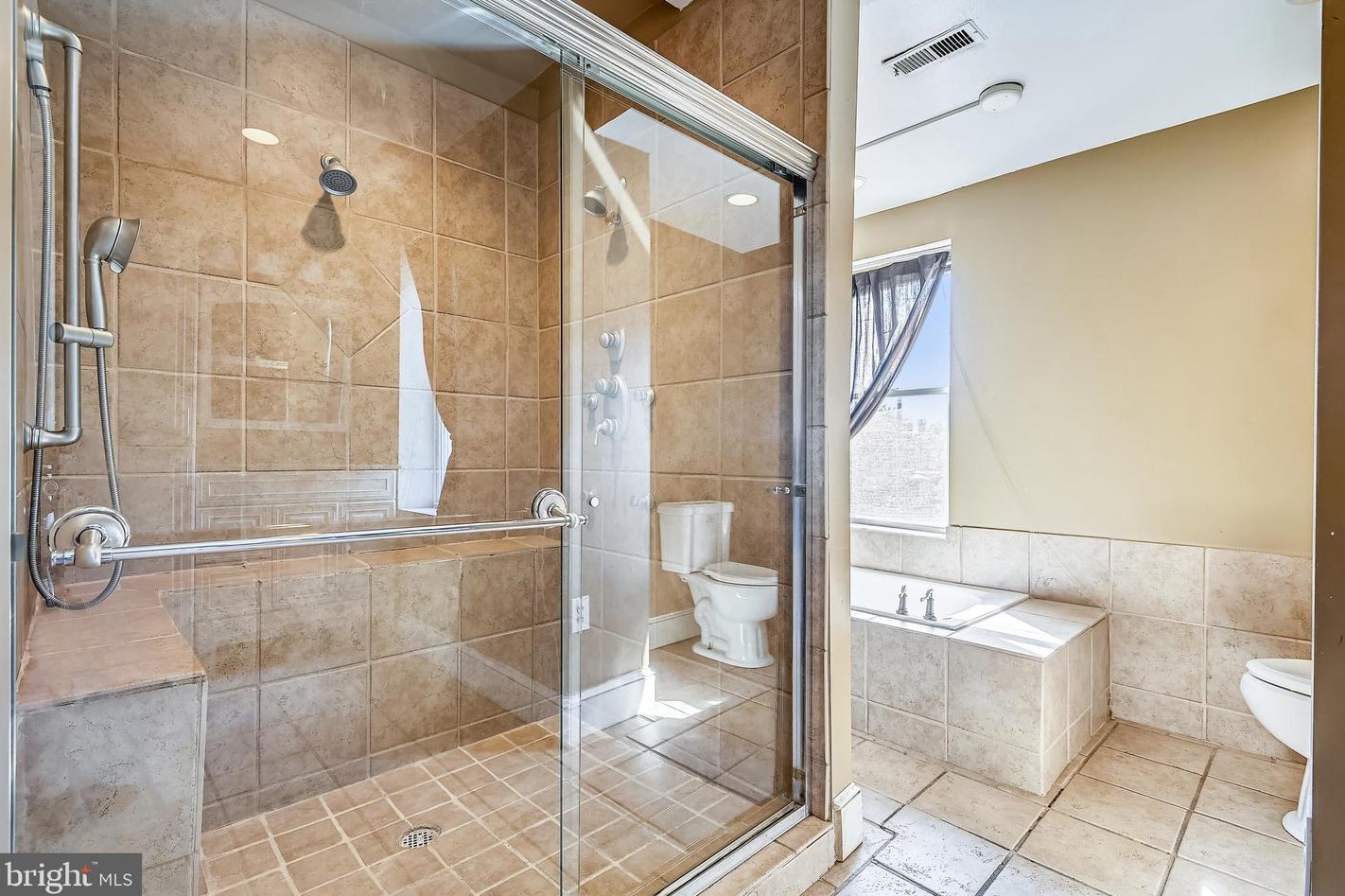 819 Newington Ave, Baltimore MD 21217-4630 exterior