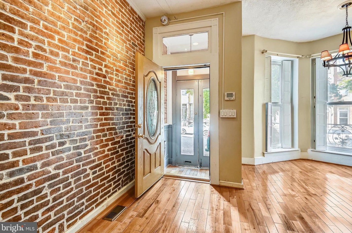 819 Newington Ave, Baltimore MD 21217-4630 exterior