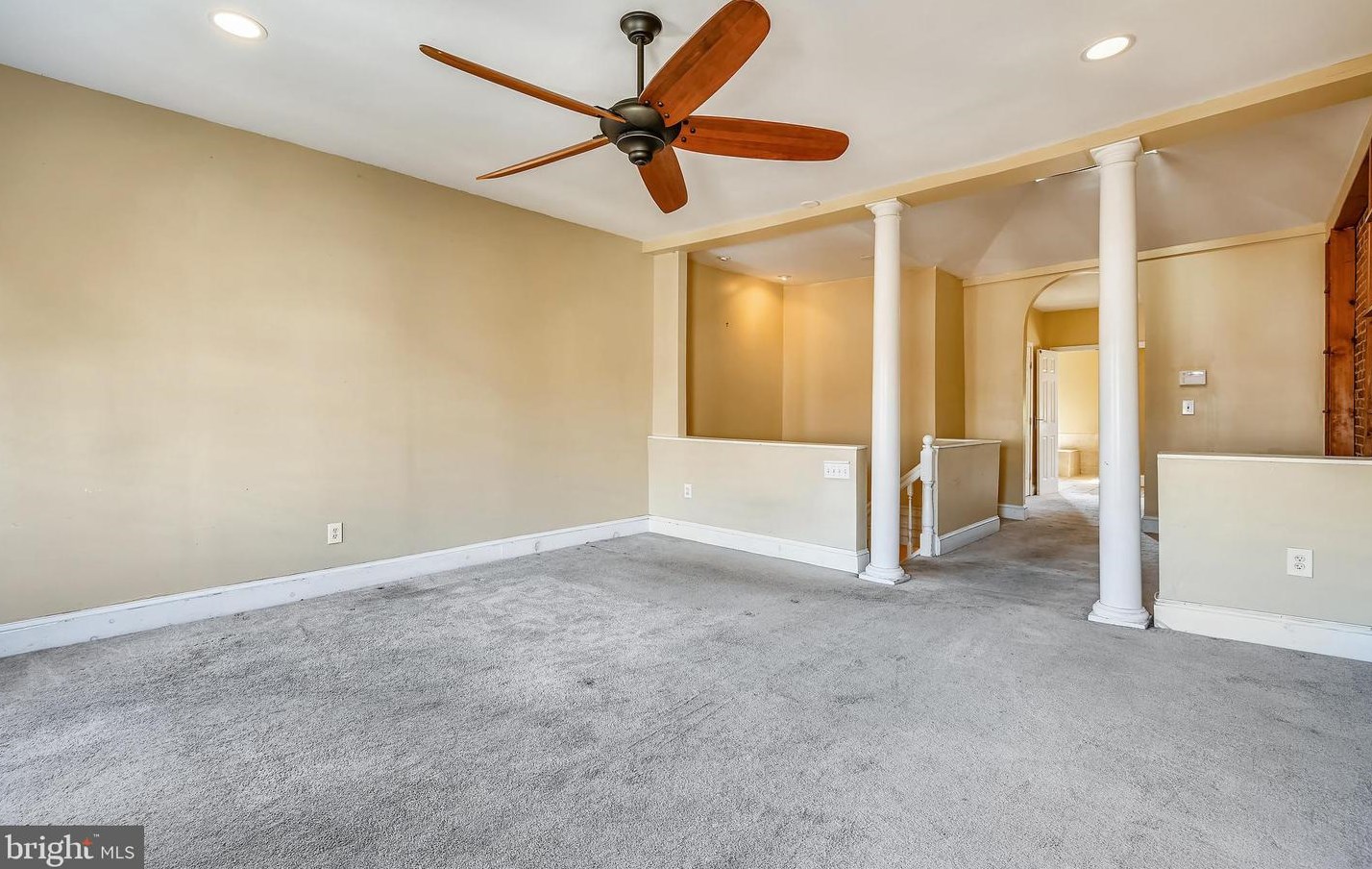 819 Newington Ave, Baltimore MD 21217-4630 exterior