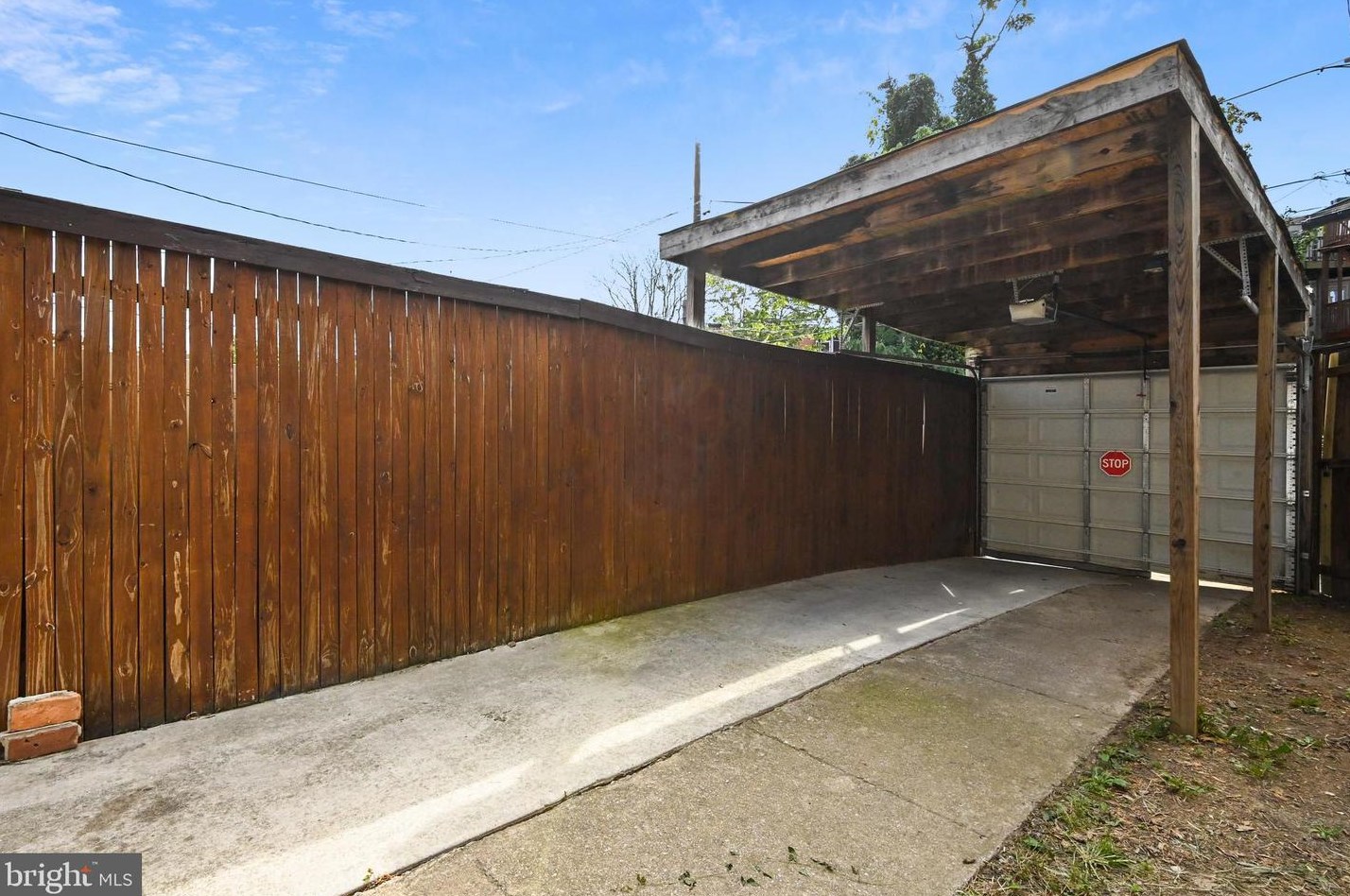 819 Newington Ave, Baltimore MD 21217-4630 exterior