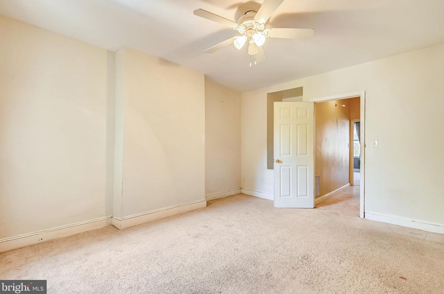 819 Newington Ave, Baltimore MD 21217-4630 exterior