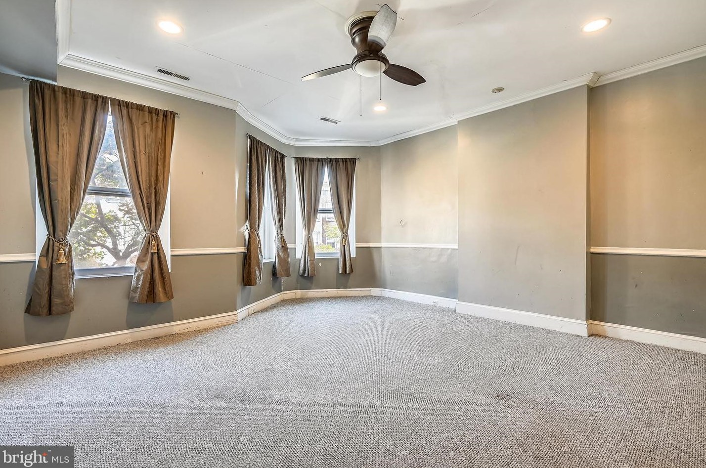 819 Newington Ave, Baltimore MD 21217-4630 exterior