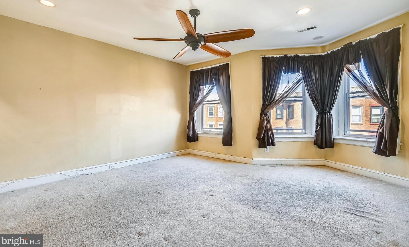 819 Newington Ave, Baltimore MD 21217-4630 exterior