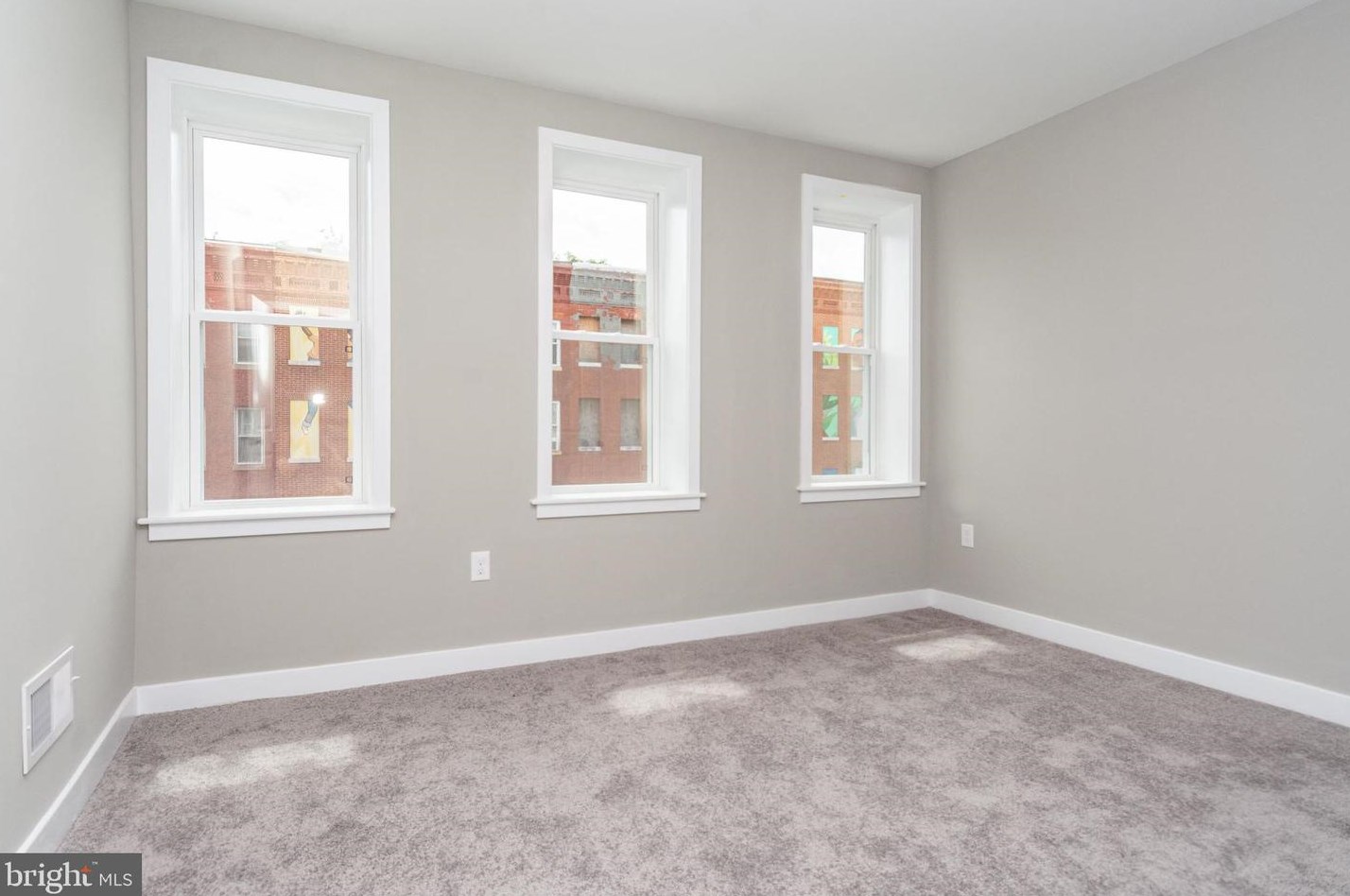 821 Harlem Ave, Baltimore MD  21201-1406 exterior