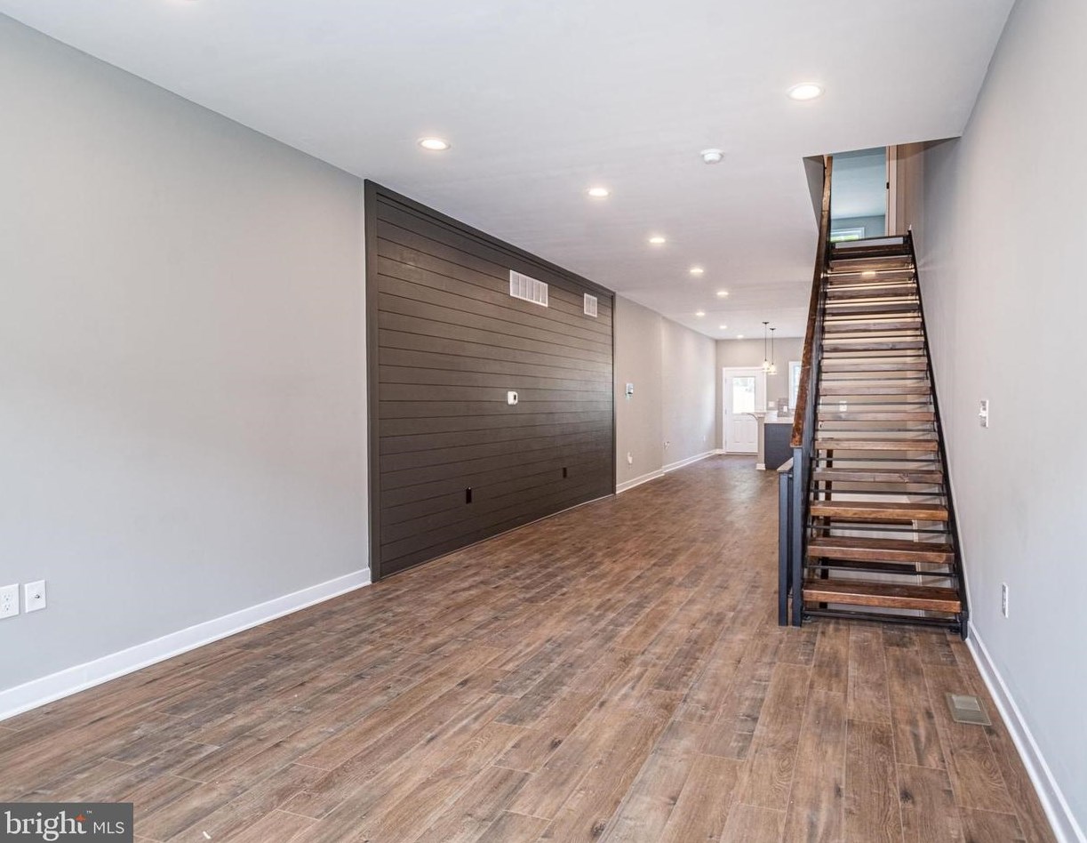 821 Harlem Ave, Baltimore MD  21201-1406 exterior