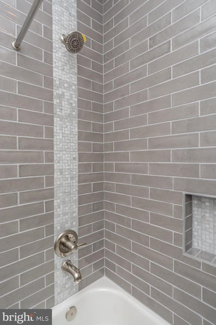 821 Harlem Ave, Baltimore MD  21201-1406 exterior