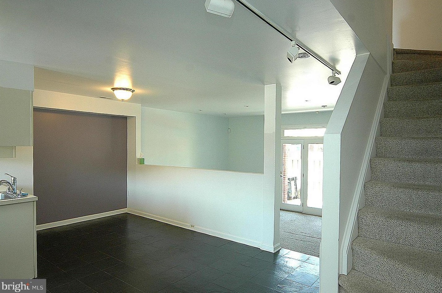 2006 Aliceanna St, Baltimore MD  21231-3015 exterior