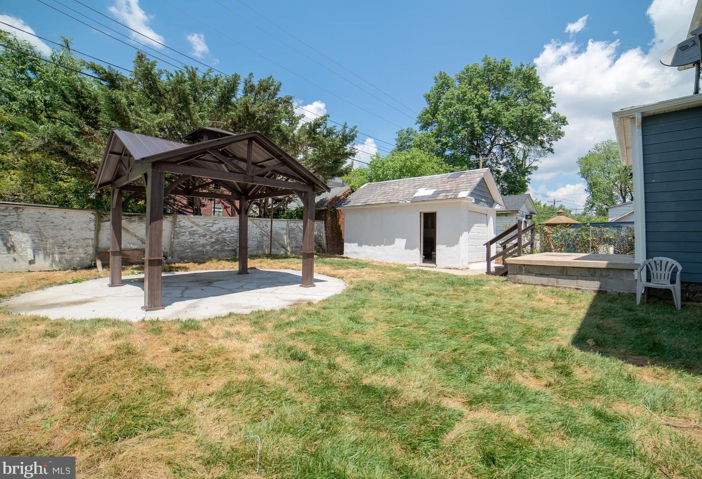 3404 Edgewood Rd, Baltimore MD  21215-7321 exterior