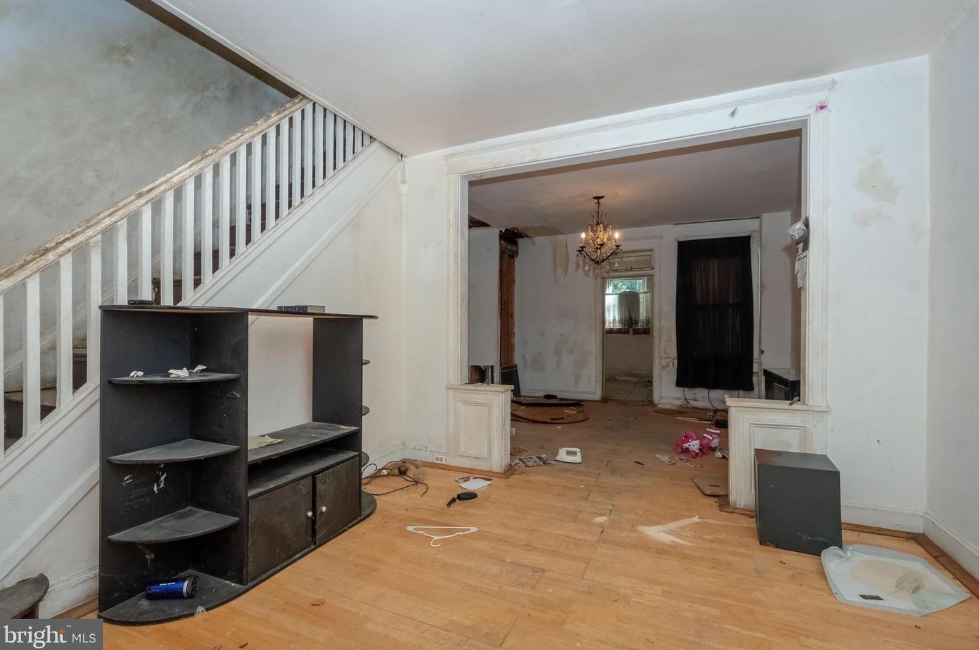 1223 Linwood Ave, Baltimore MD  21213-3834 exterior