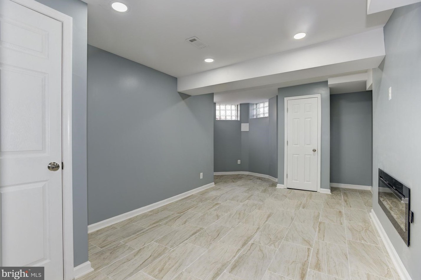 2225 Madison St, Baltimore MD  21205-2330 exterior