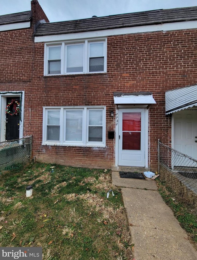 2720 Northshire Dr, Baltimore MD  21230-3312 exterior