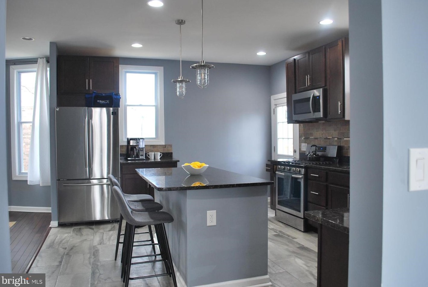 2116 Pelham Ave, Baltimore MD  21218-3133 exterior