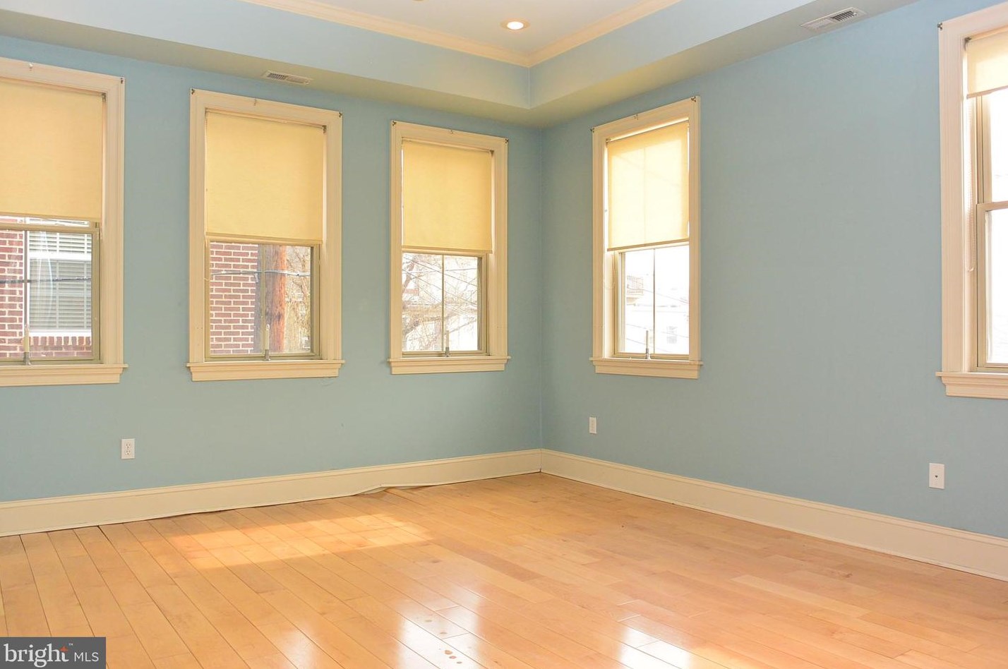 919 Clinton St, Baltimore MD  21224-5025 exterior