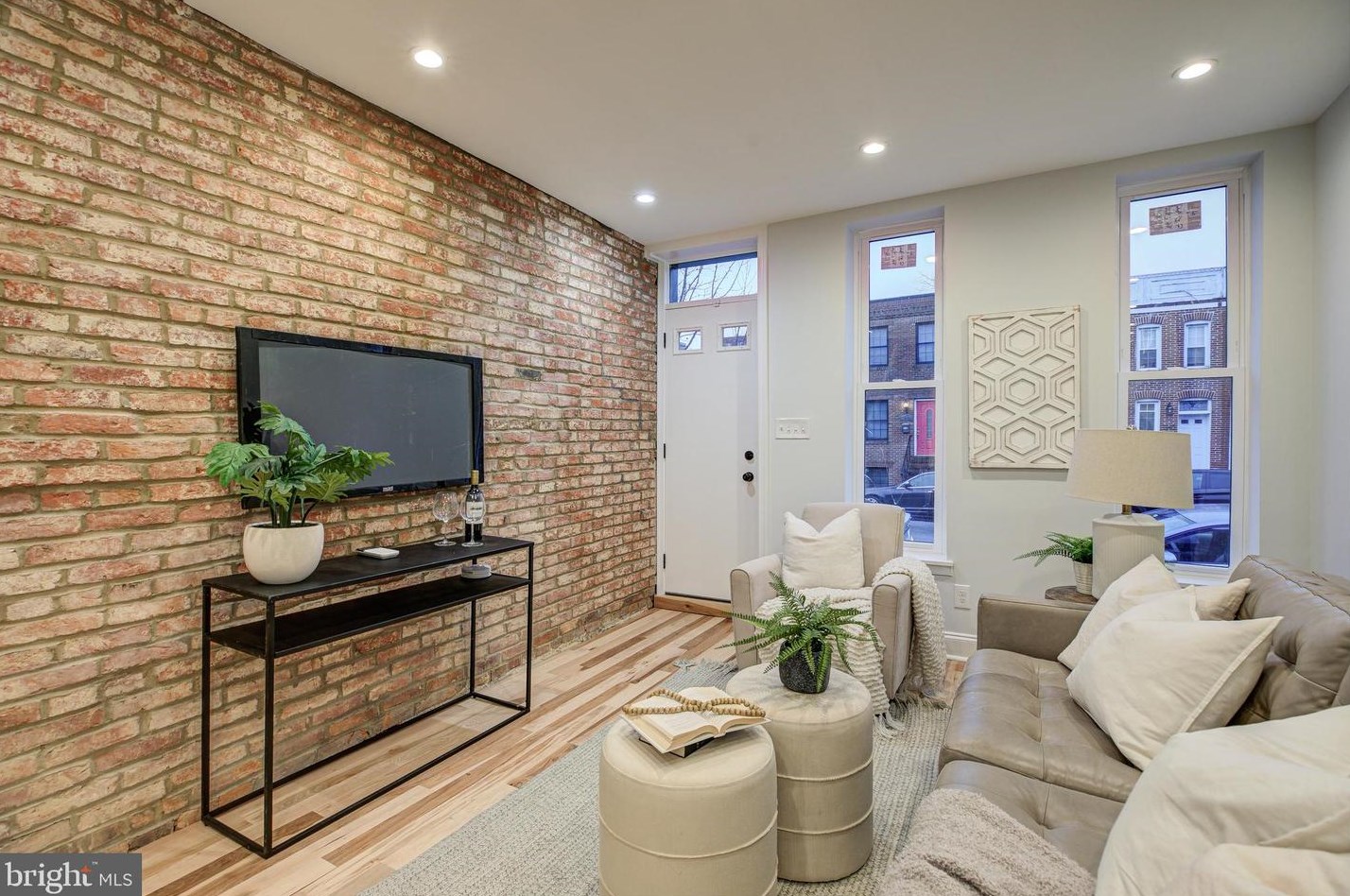 1156 Nanticoke St, Baltimore MD  21230-1919 exterior