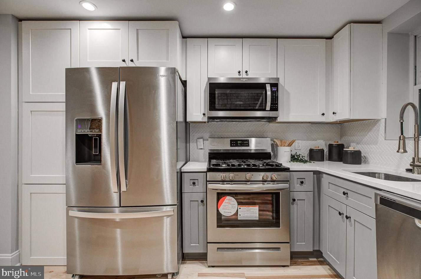 1156 Nanticoke St, Baltimore MD  21230-1919 exterior