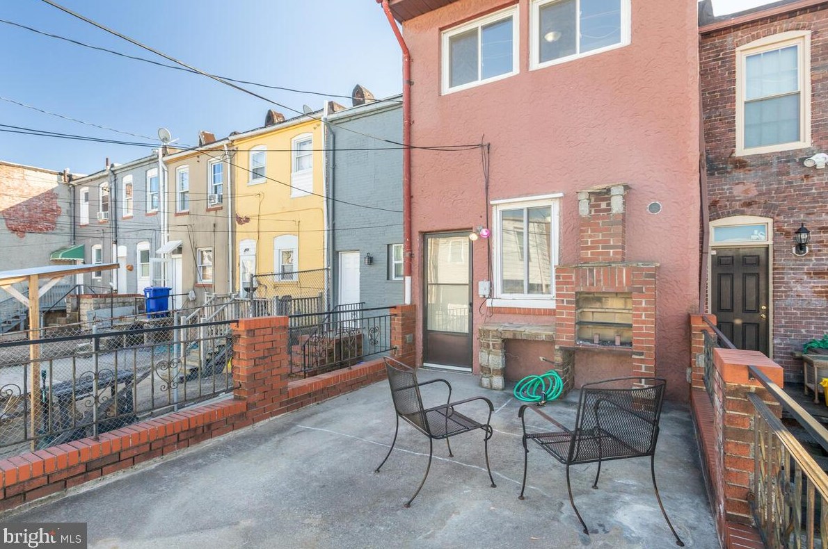 3246 Leverton Ave, Baltimore MD  21224-2224 exterior