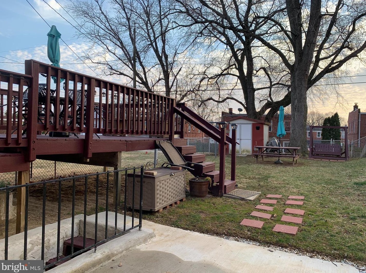 3713 Bayonne Ave, Baltimore MD 21206-2836 exterior