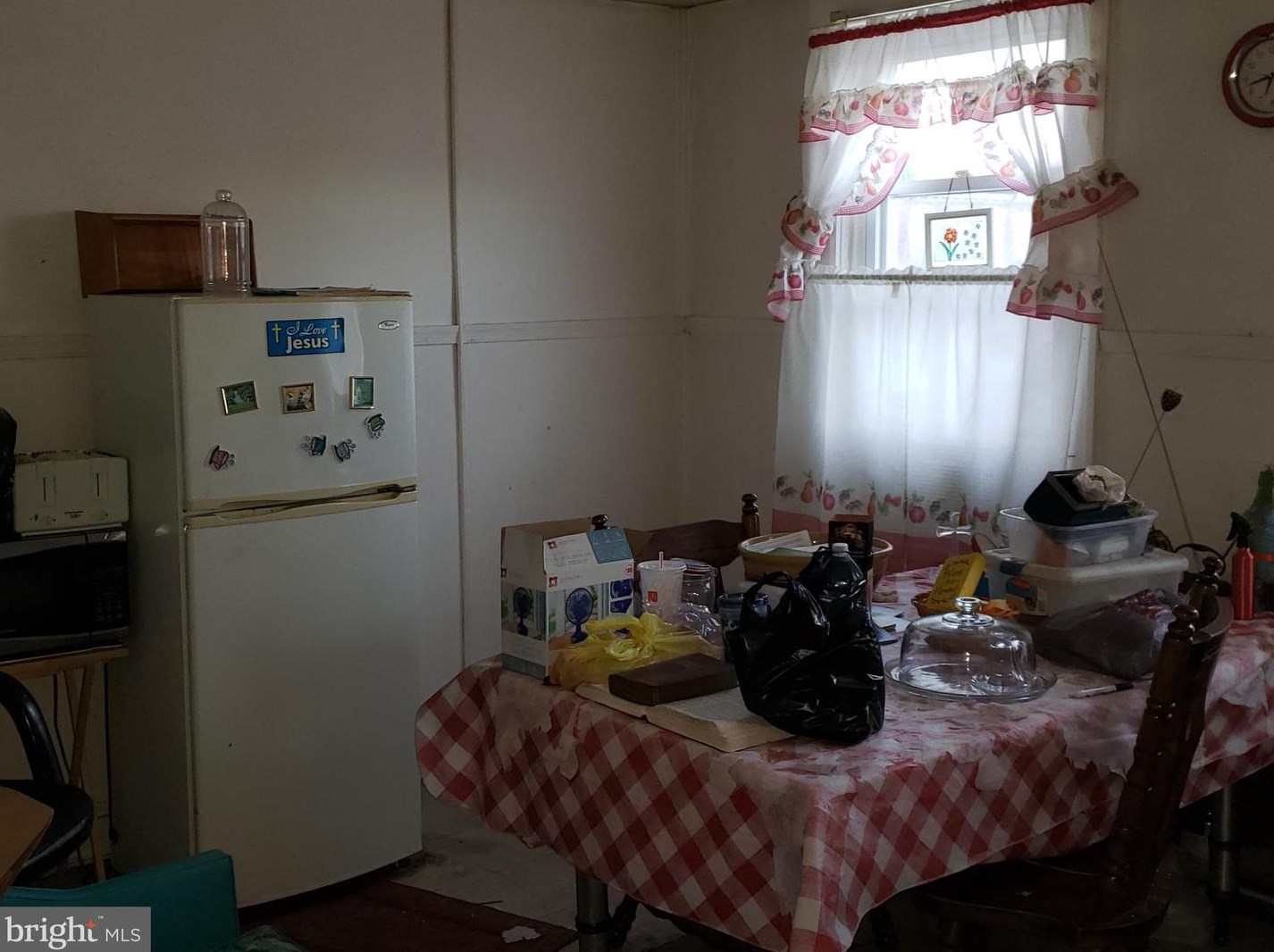 2565 Robb St, Baltimore MD 21218-5543 exterior