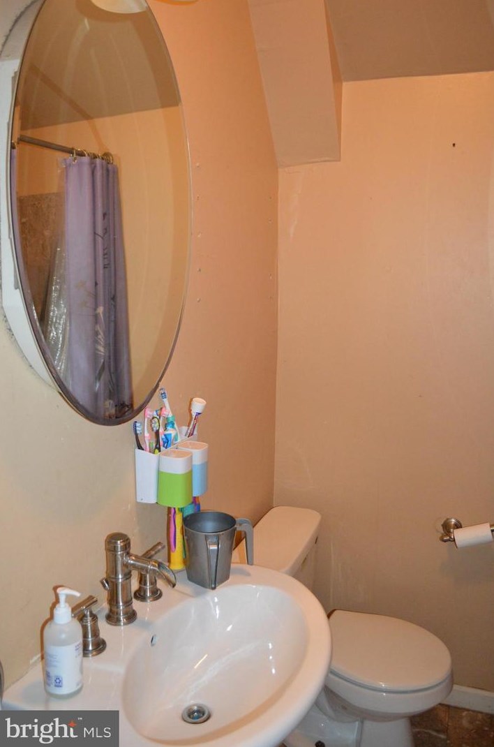 3506 Menlo Dr, Baltimore MD  21215-3678 exterior