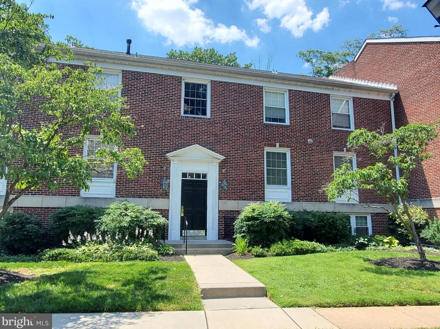 325 Homeland Southway, Baltimore MD  21212-4162 exterior
