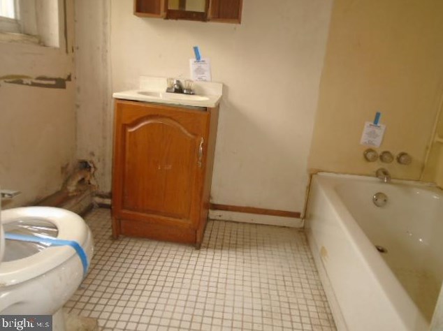 5201 Linden Hts Ave, Baltimore MD  21215-5015 exterior