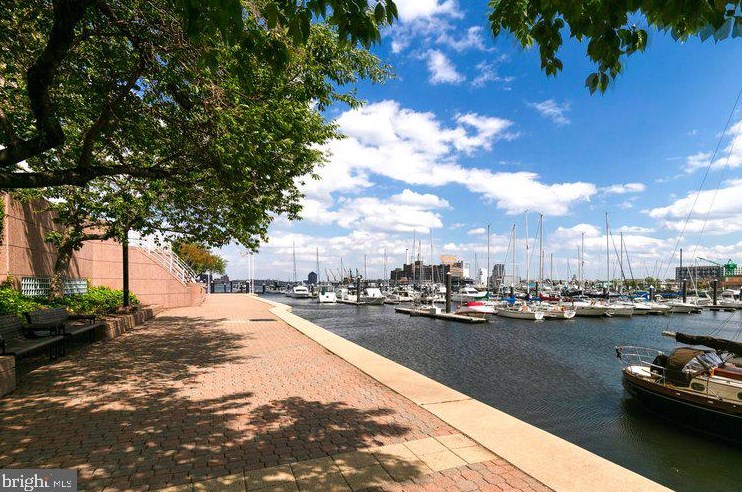 100 Harborview Dr, Baltimore MD  21230-5415 exterior