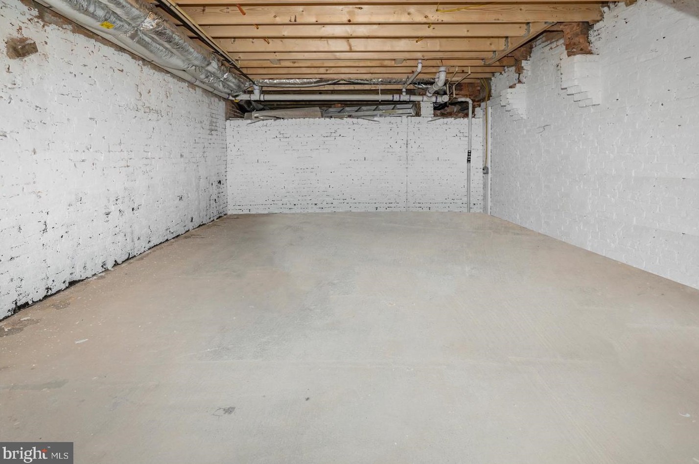 1020 Fulton Ave, Baltimore MD  21217-1443 exterior