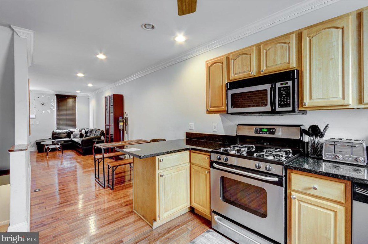 1156 Scott St, Baltimore MD  21230-2529 exterior