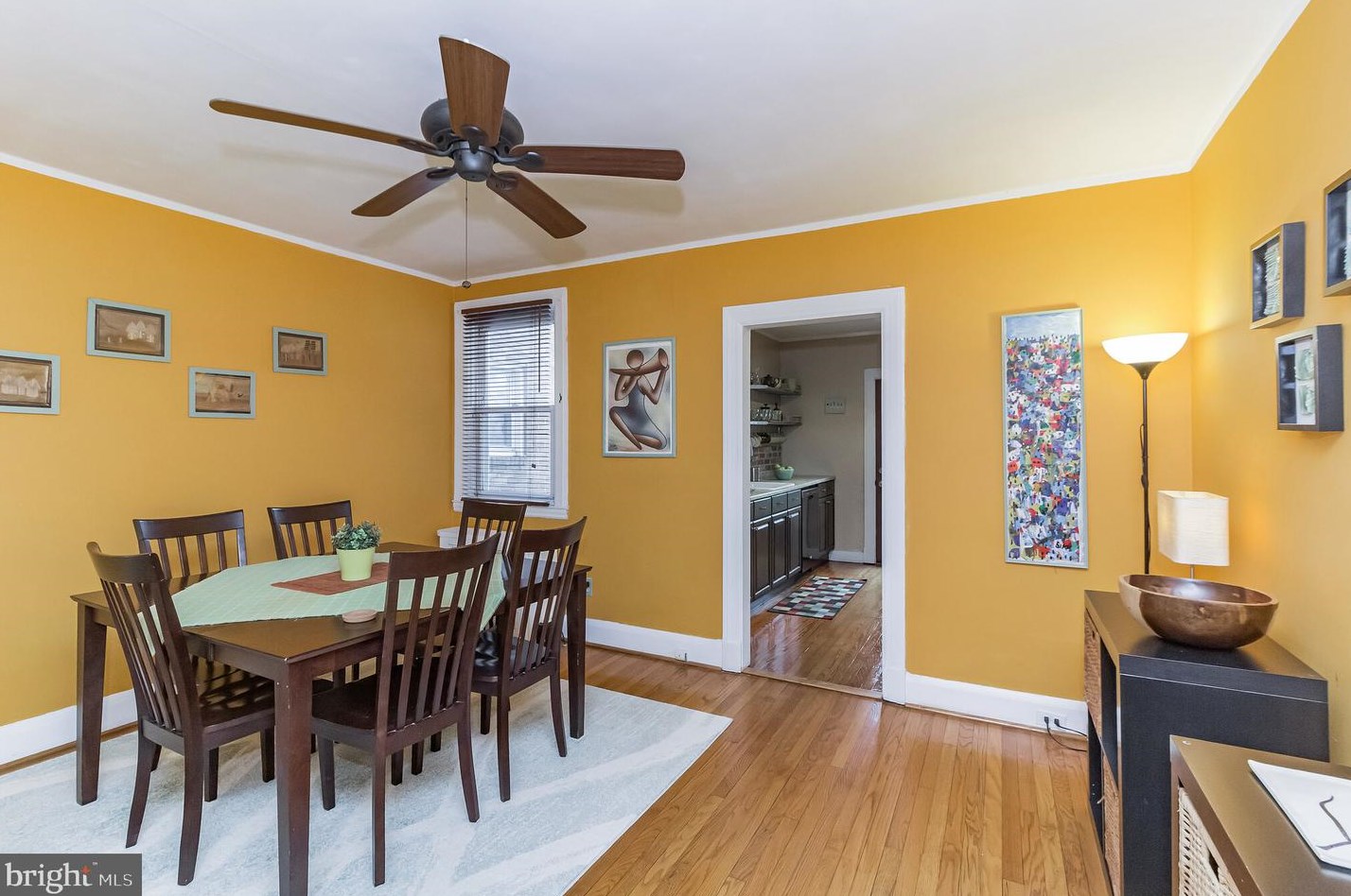 819 33 St, Baltimore MD 21211-2709 exterior