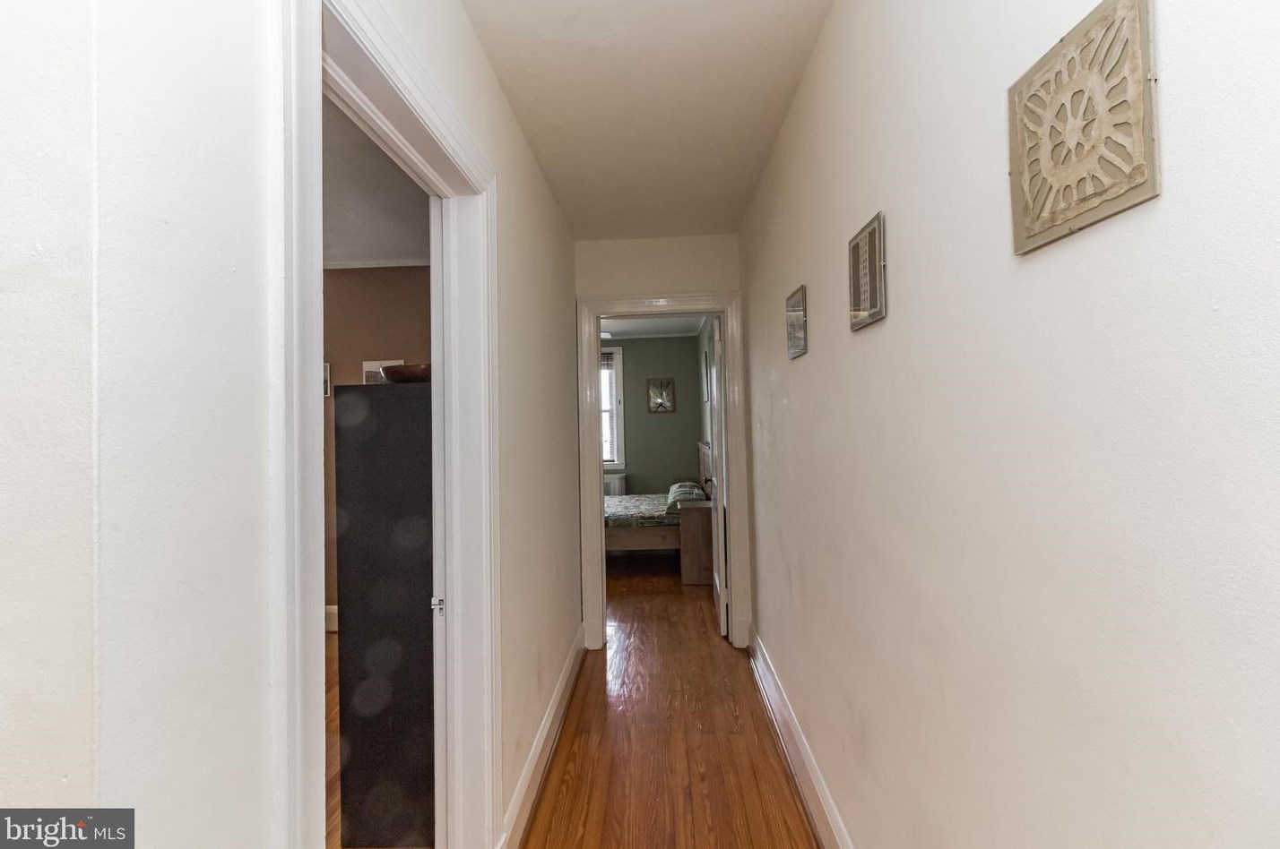 819 33 St, Baltimore MD 21211-2709 exterior